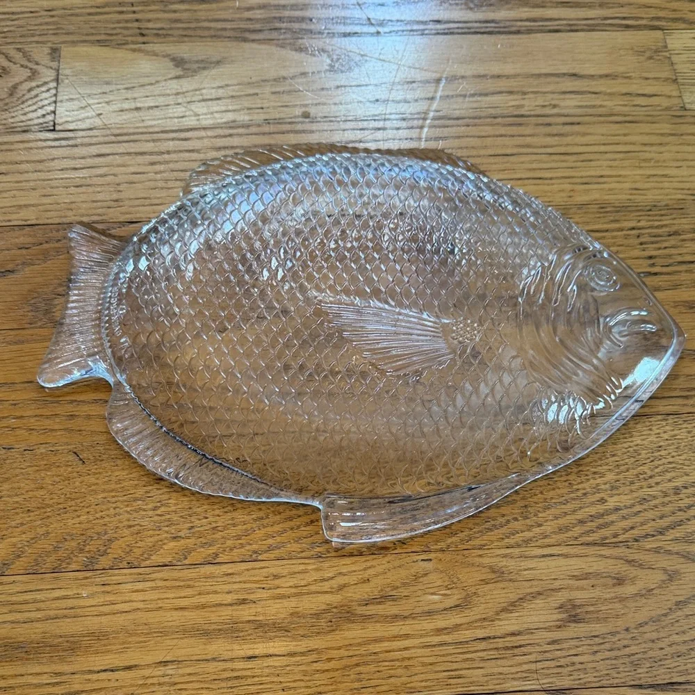 Clear Glass Fish-Shaped Dish